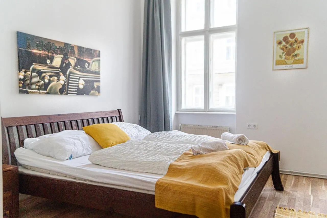 Pleasant 3Br City Stay Near Event Location Wiener Stadthalle