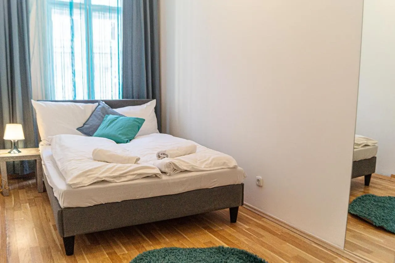 Pleasant 3Br City Stay Near Event Location Wiener Stadthalle 0*, Wien Österreich