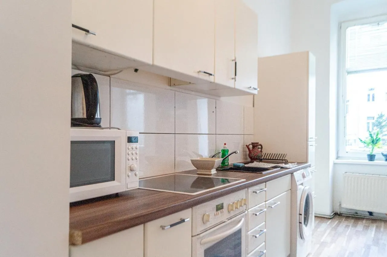 Pleasant 3Br City Stay Near Event Location Wiener Stadthalle Apartment
